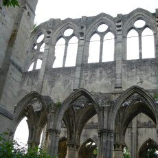 Les ruines de l'Abbatiale d'Ourscamp