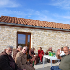 Une halte chez Johnny et Virgnia 1000121515 750 par 1000