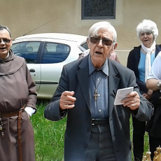 Pèlerinage à Notre Dame des Bois avec le Père Caffray 900 par 690